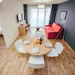 - Azureva Apartman *