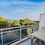 - Azureva Apartman *