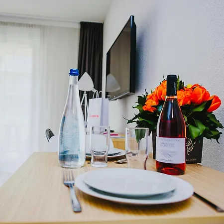 - Azureva Apartment *