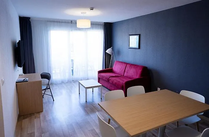 - Azureva Roquebrune-Cap-Martin