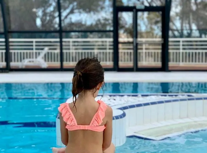 - Azureva Roquebrune-Cap-Martin